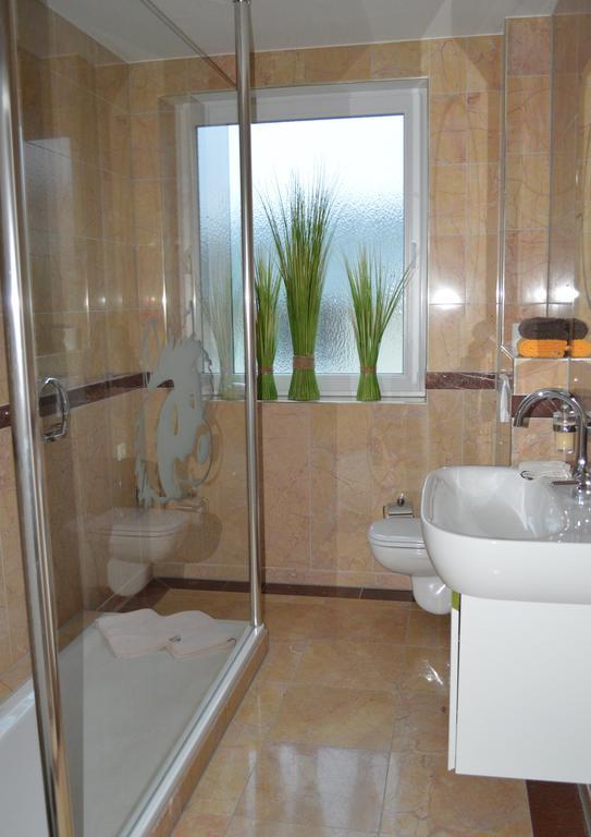Gaestehaus Grothe Hotel Zinnowitz Ruang foto