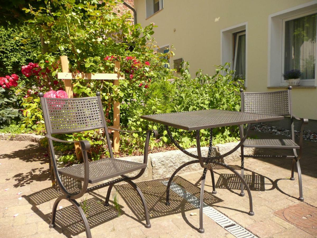 Gaestehaus Grothe Hotel Zinnowitz Bagian luar foto